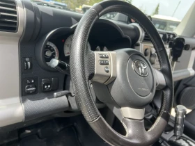 Toyota Fj cruiser 4.0i V6, снимка 8
