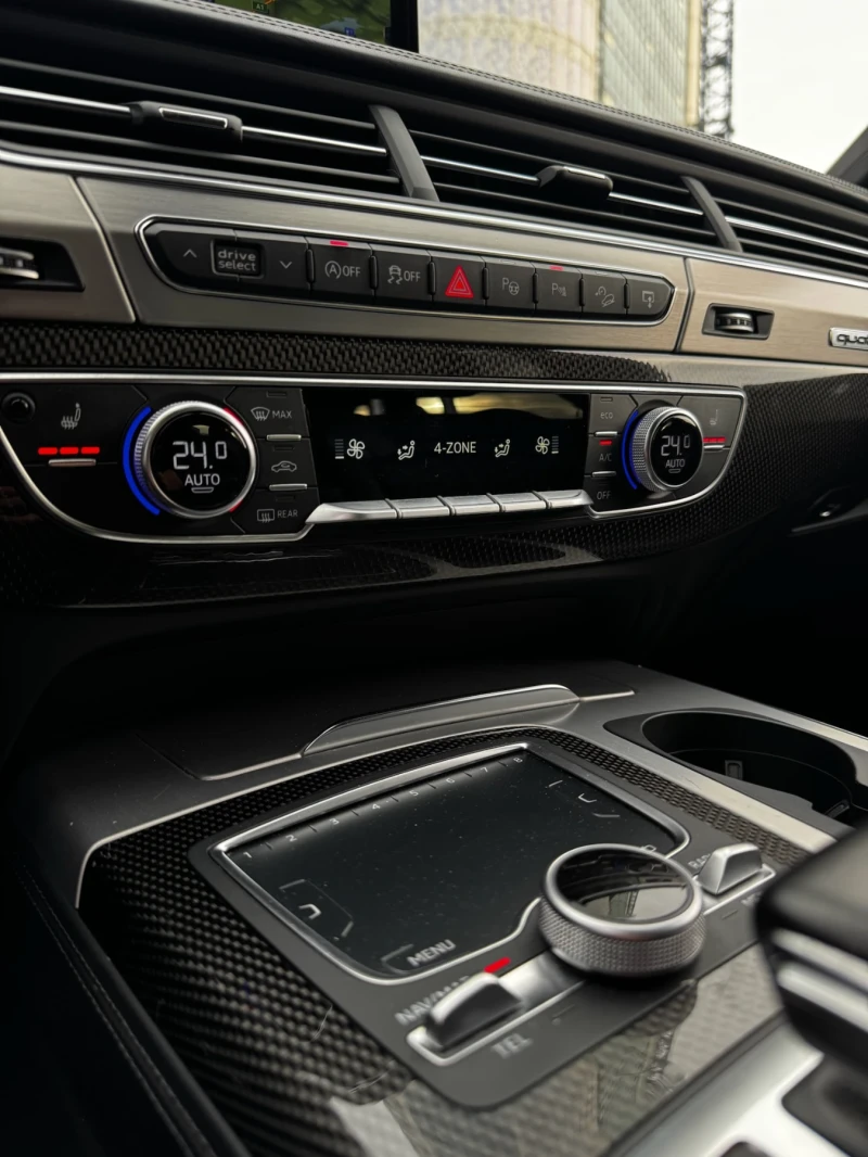 Audi SQ7, снимка 11 - Автомобили и джипове - 52446760