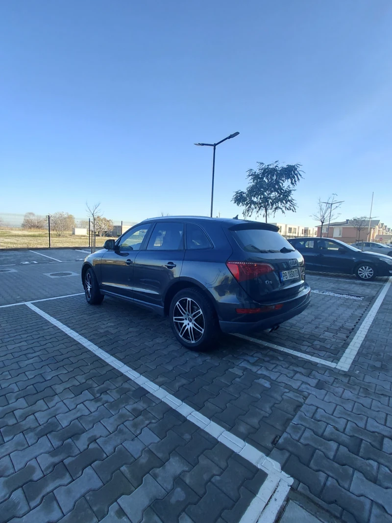 Audi Q5 2.0, снимка 3 - Автомобили и джипове - 52855585