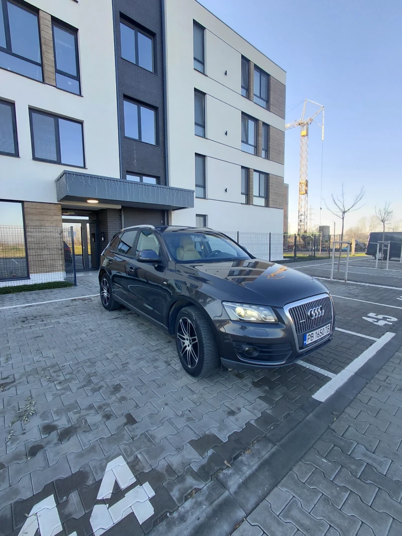 Audi Q5 2.0, снимка 7 - Автомобили и джипове - 52855585