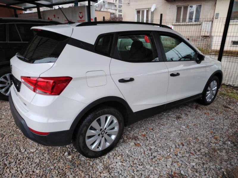 Seat Arona 2021г-1.0TGi-90кс-МЕТАН-фабр.-100хил.км-ПЕРФЕКТЕН!, снимка 6 - Автомобили и джипове - 52892281