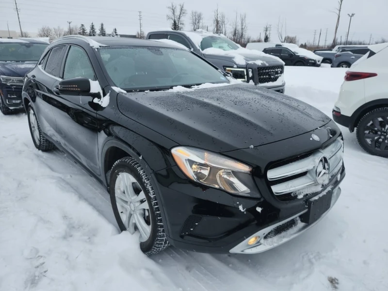 Mercedes-Benz GLA 250 * CARFAX * ФИНАНСИРАНЕ , снимка 2 - Автомобили и джипове - 53115554