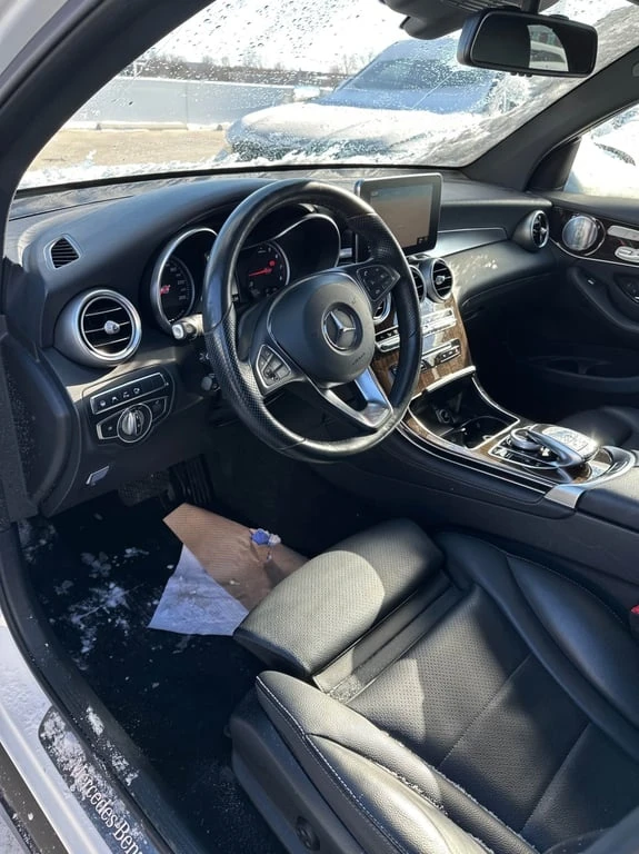 Mercedes-Benz GLC * 300 4MATIC Coupe * CARFAX * ЦЕНА ДО БГ - изображение 7