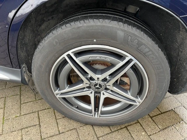 Mercedes-Benz EQC 400 AMG Line  4-Matic Лизинг, снимка 16 - Автомобили и джипове - 53355591