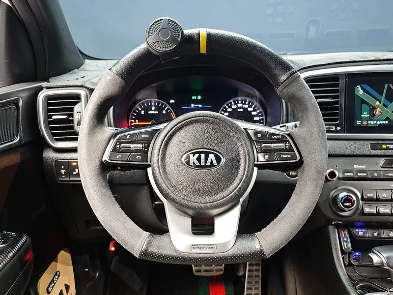Kia Sportage The Bold Diesel 1.6 2Wd Prestige, снимка 12 - Автомобили и джипове - 55015884