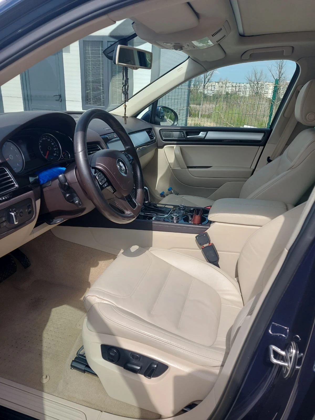 VW Touareg  - изображение 7