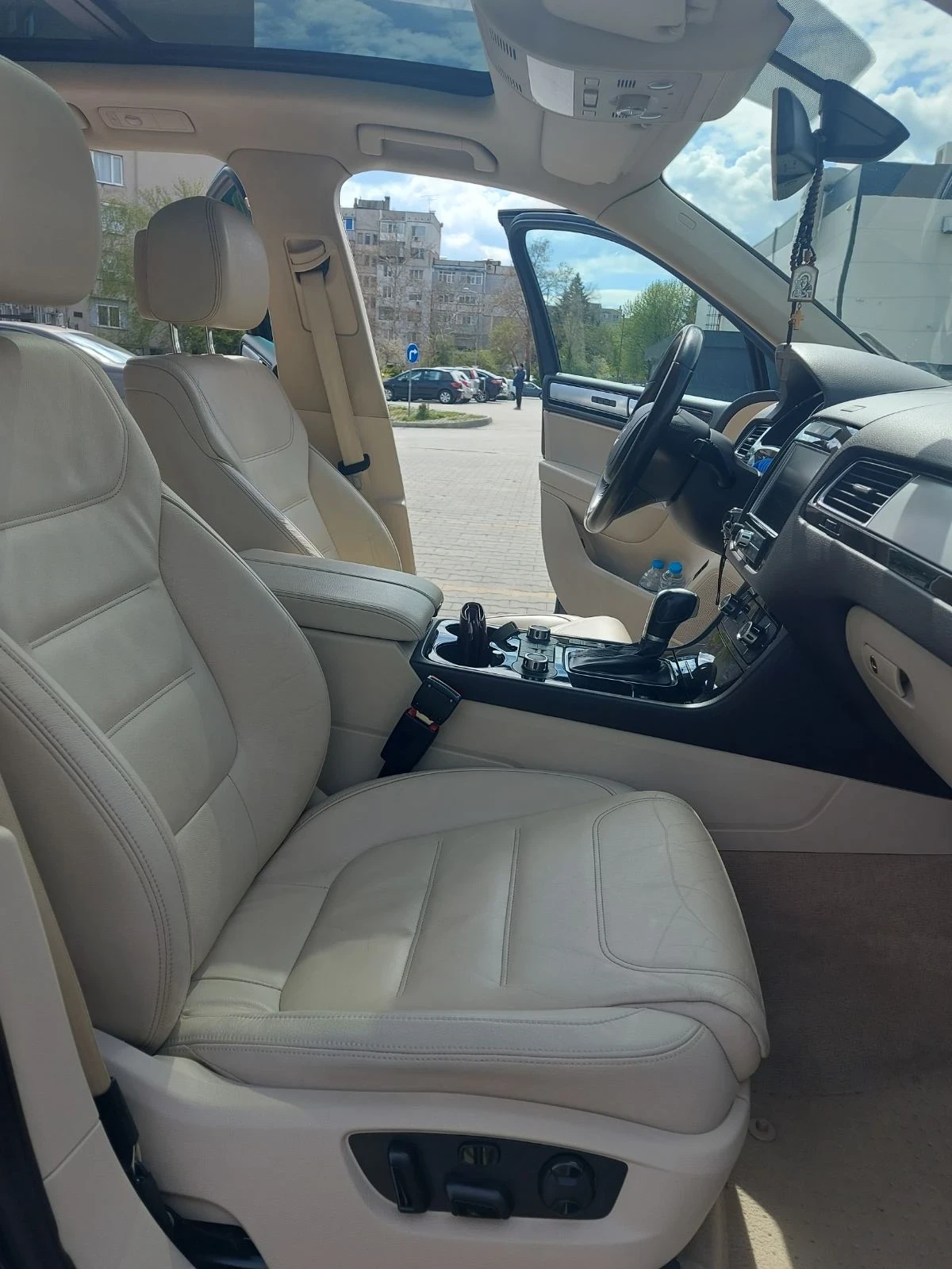 VW Touareg  - изображение 8