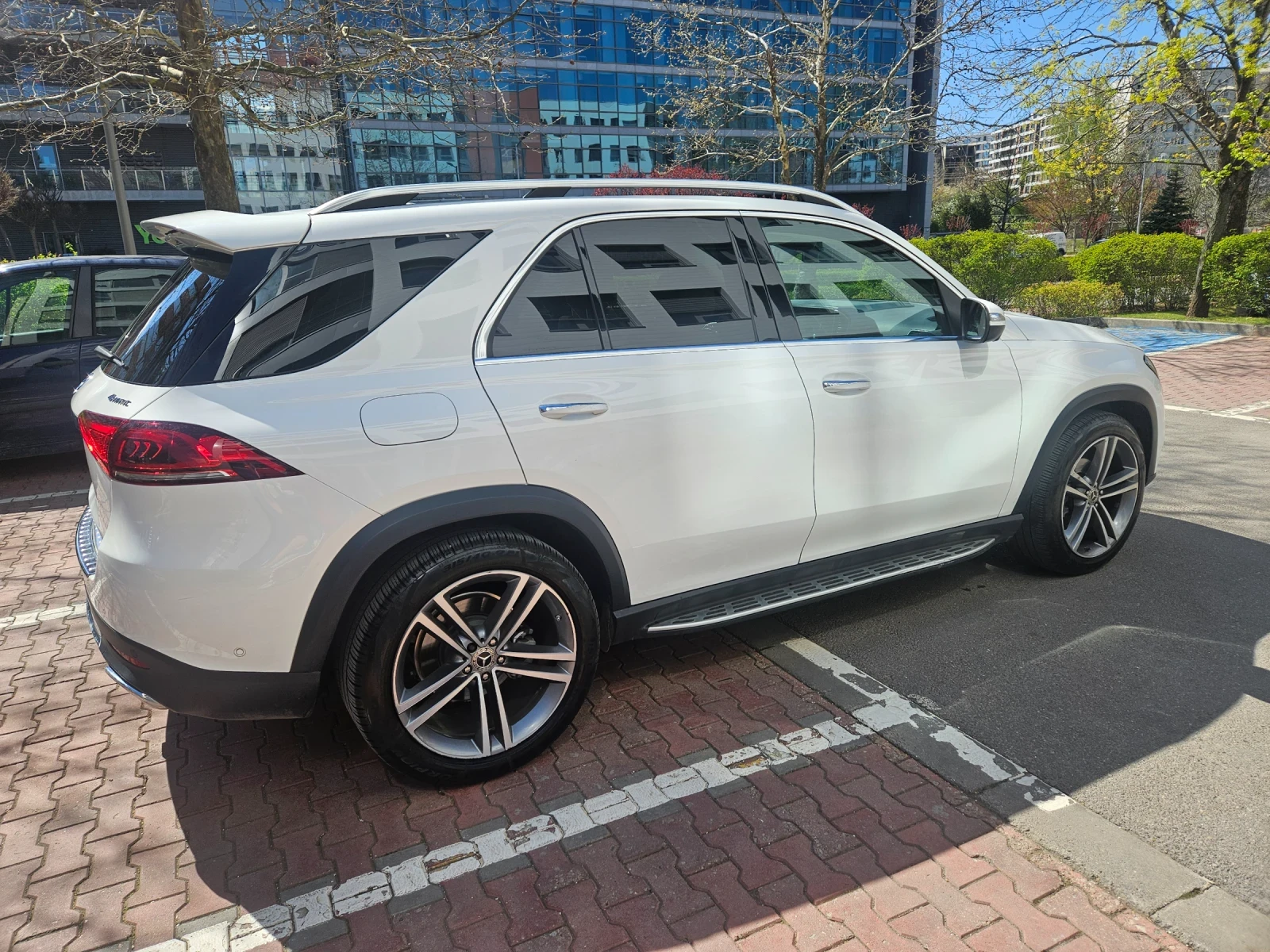 Mercedes-Benz GLE 350  - изображение 4