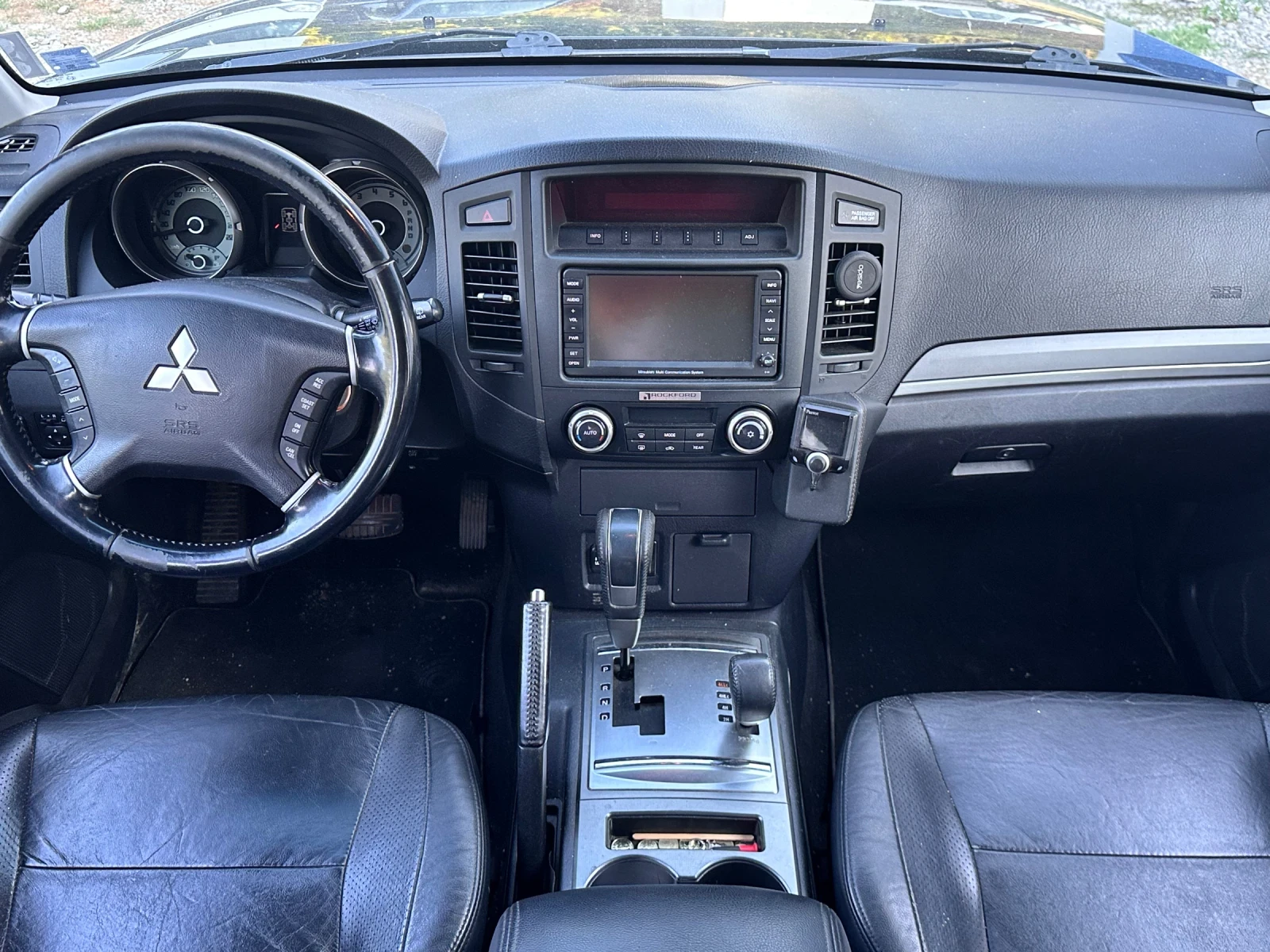 Mitsubishi Pajero 3.2 - изображение 6