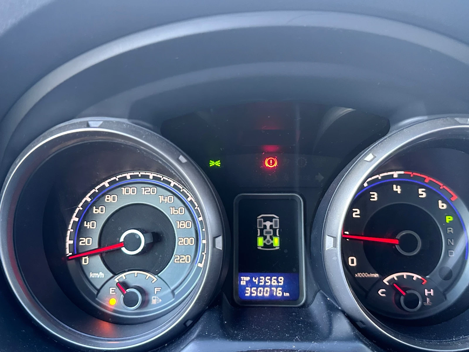 Mitsubishi Pajero 3.2 - изображение 8
