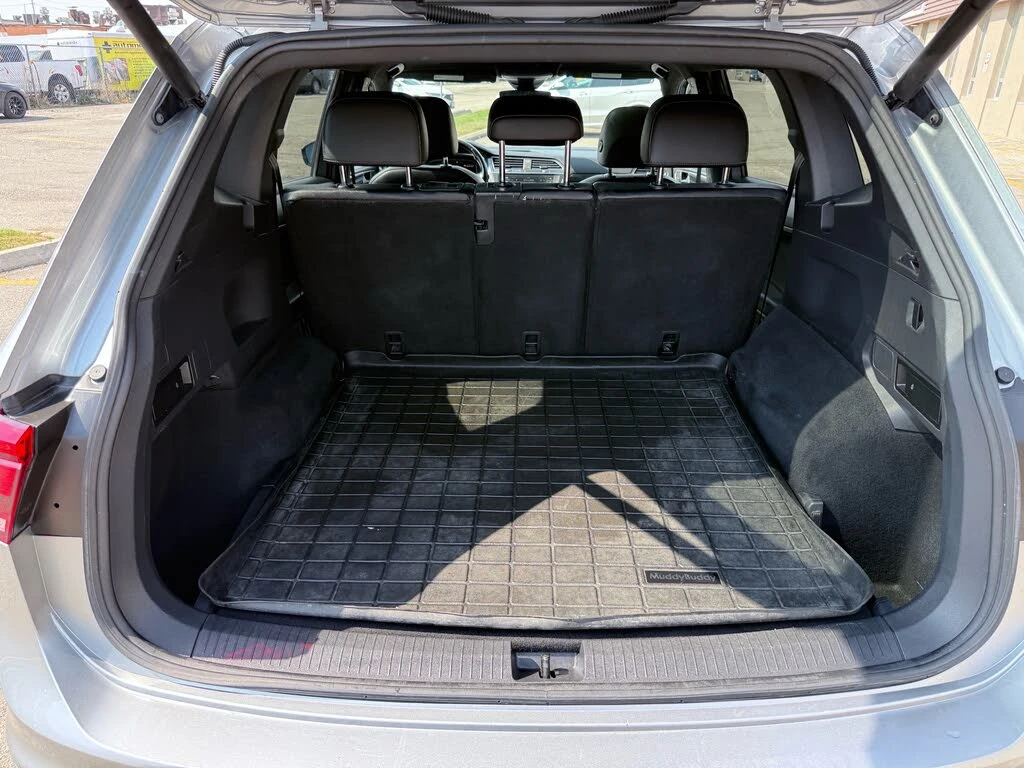 VW Tiguan  SEL Premium R-Line 4Motion - изображение 9