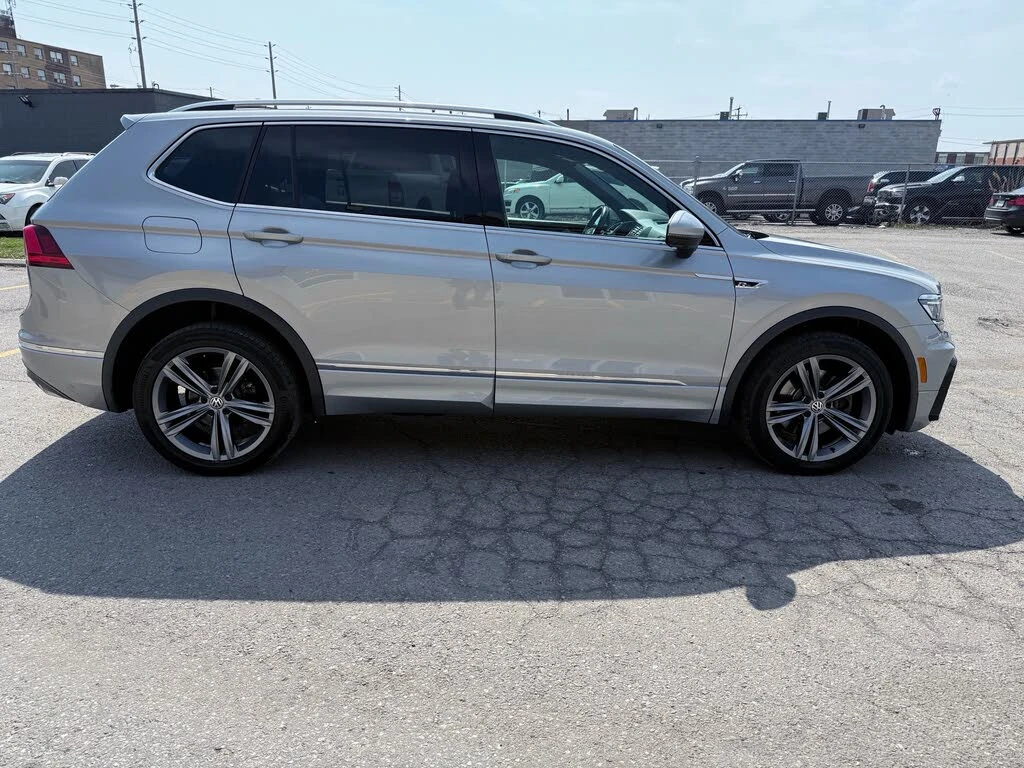 VW Tiguan  SEL Premium R-Line 4Motion - изображение 6