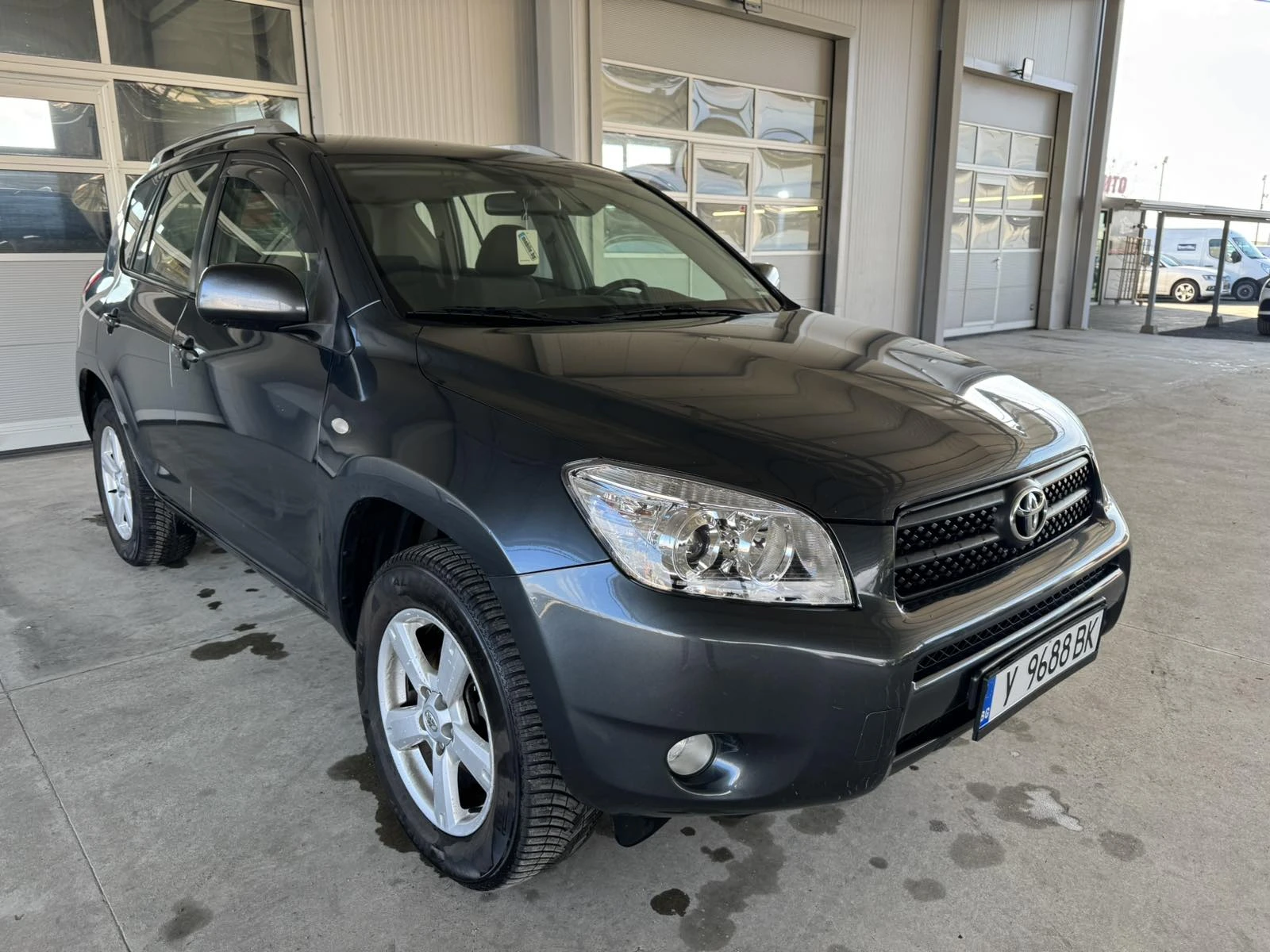 Toyota Rav4 136ps* 6ск* ПАРКТ* КЛИМАТРОНИК - изображение 7