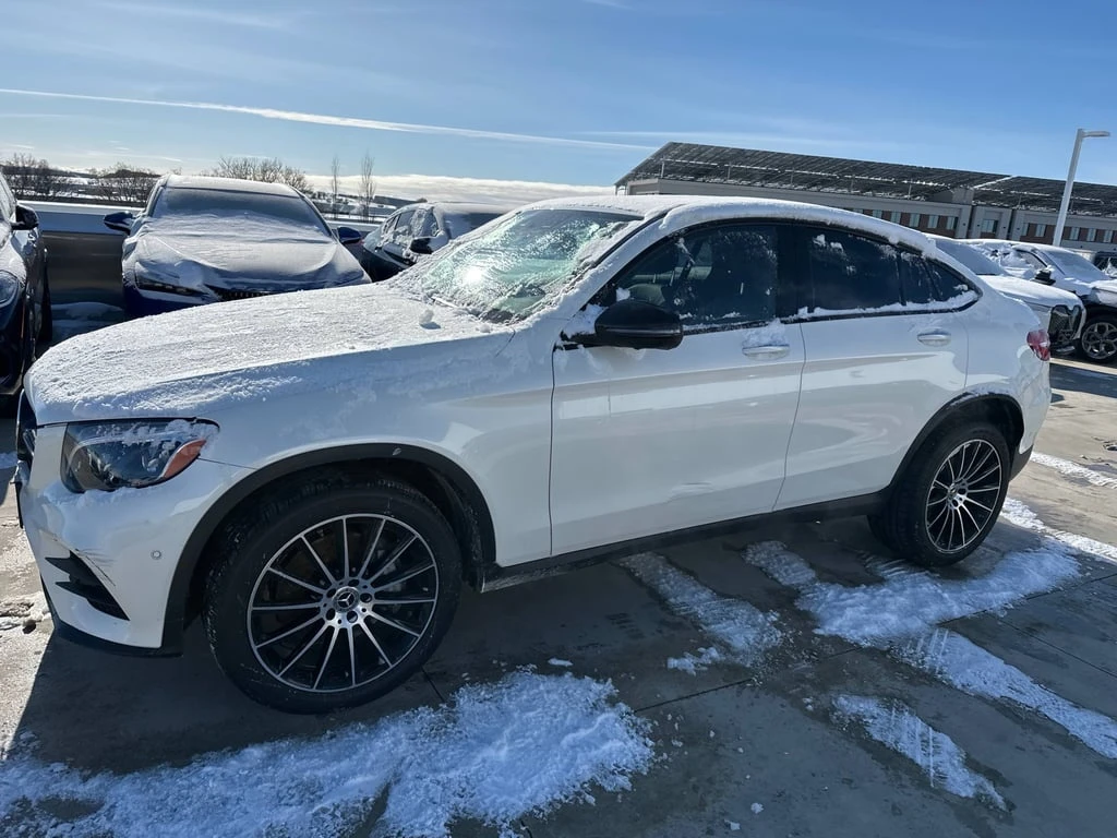 Mercedes-Benz GLC * 300 4MATIC Coupe * CARFAX * ЦЕНА ДО БГ - изображение 2