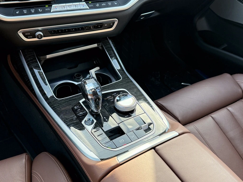 BMW X7 xDrive40i, � �����������&���� ������ | Mobile.bg � ����������� 12