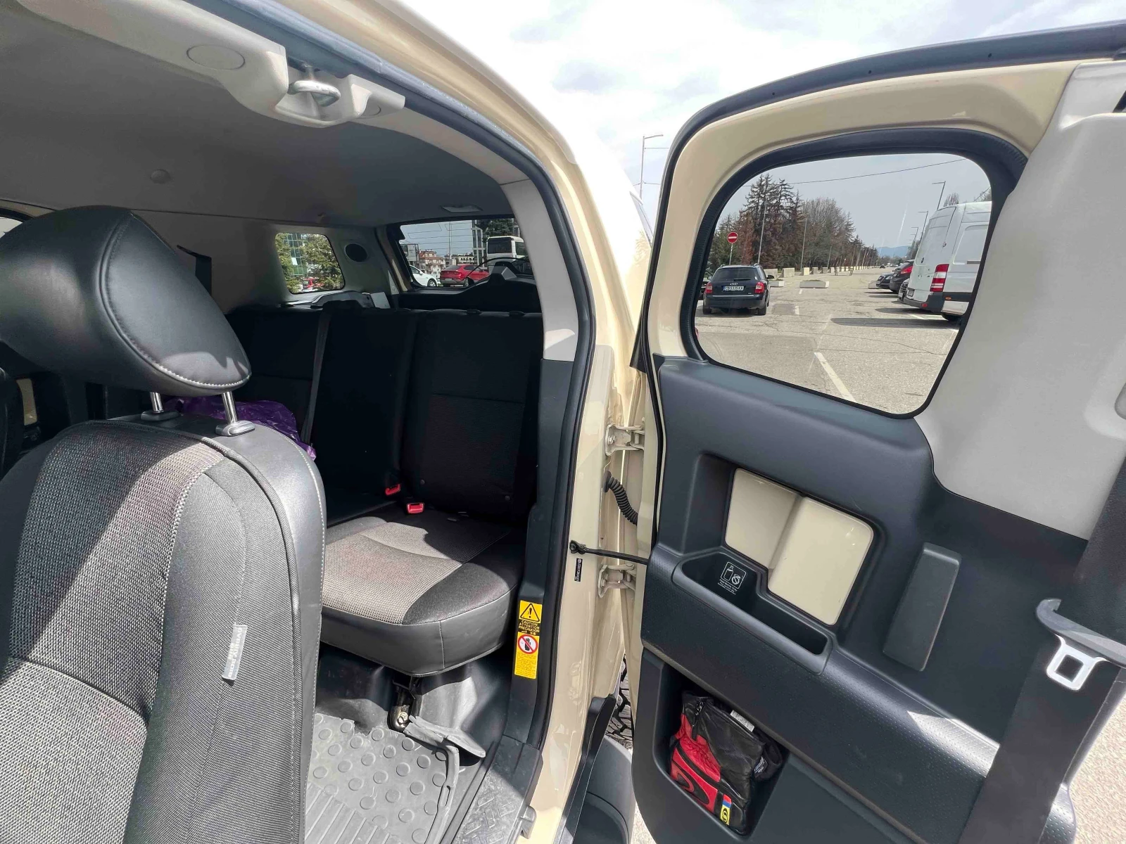 Toyota Fj cruiser 4.0i V6, снимка 11 - Автомобили и джипове - 54230147