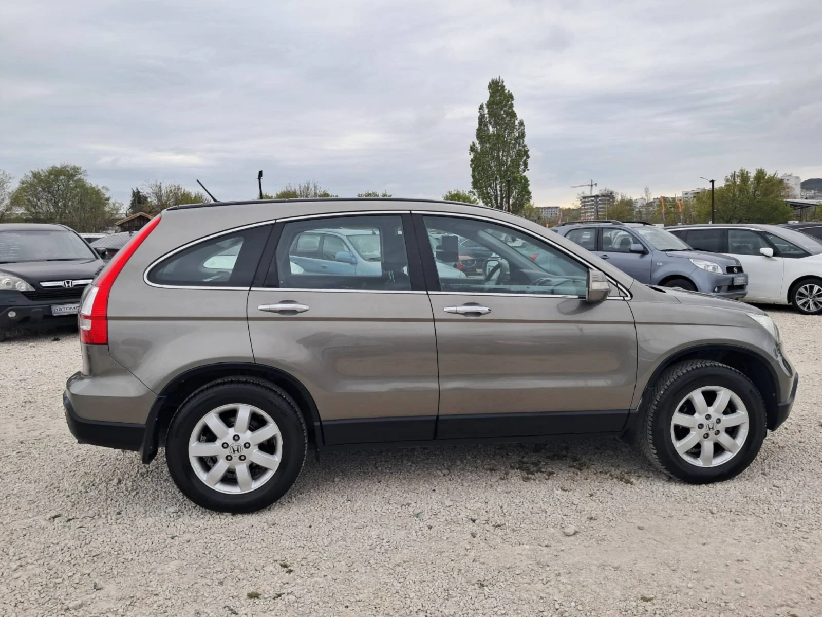 Honda Cr-v 2.0 Бензин/ Газ, снимка 7 - Автомобили и джипове - 54409613