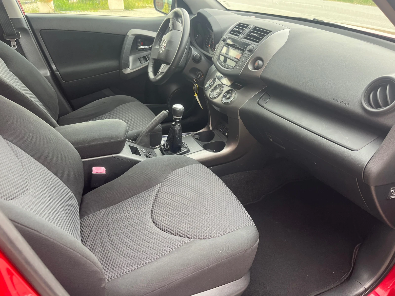 Toyota Rav4 2.0 4X4 , снимка 7 - Автомобили и джипове - 54980079