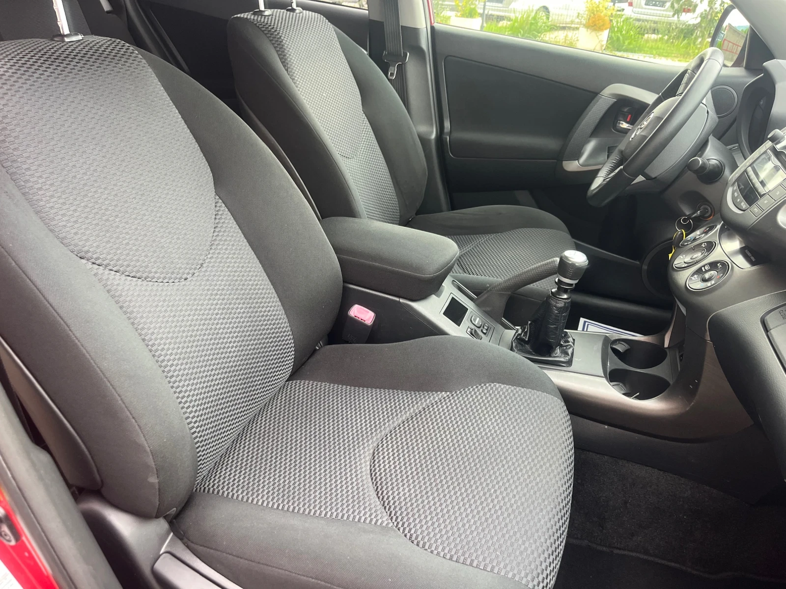 Toyota Rav4 2.0 4X4 , снимка 8 - Автомобили и джипове - 54980079