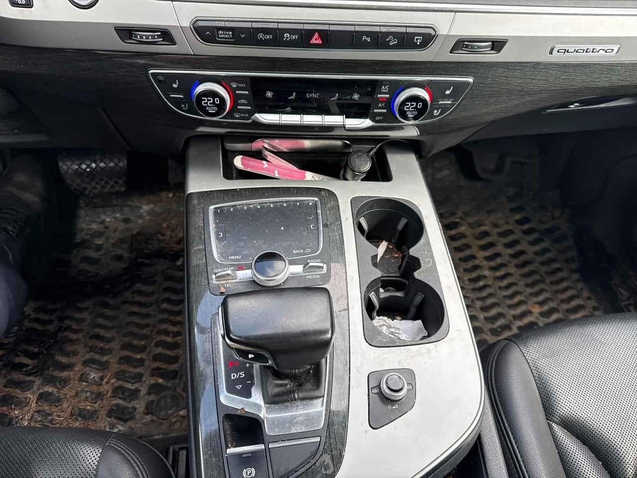Audi Q7 Technik/BOSE/ПАНОРАМА/ОБДУХВАНЕ/360, снимка 11 - Автомобили и джипове - 55068764