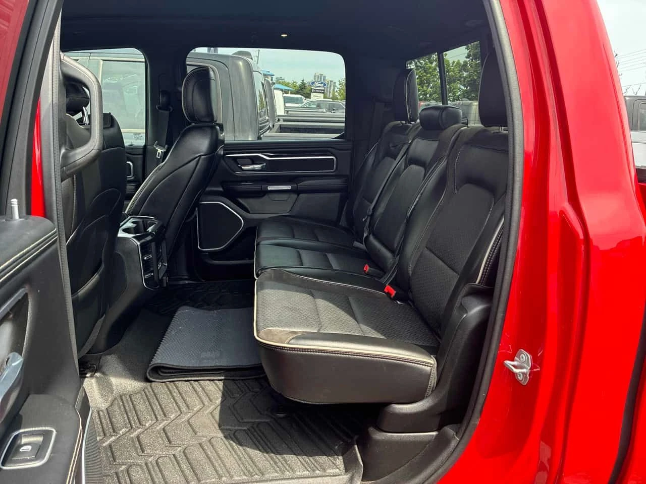 Dodge RAM 1500 * Laramie * CARFAX * ЦЕНА ДО БГ, снимка 12 - Автомобили и джипове - 55094450