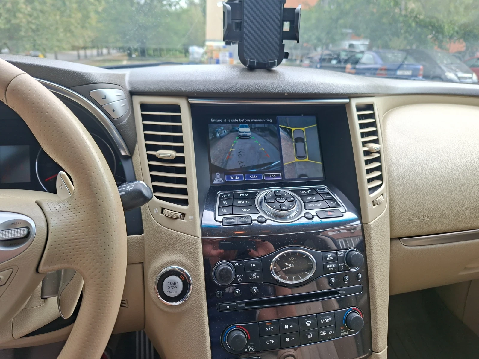 Infiniti Fx 30 Дистроник/lane Assist/Камера360/Обдухване, снимка 9 - Автомобили и джипове - 55800864