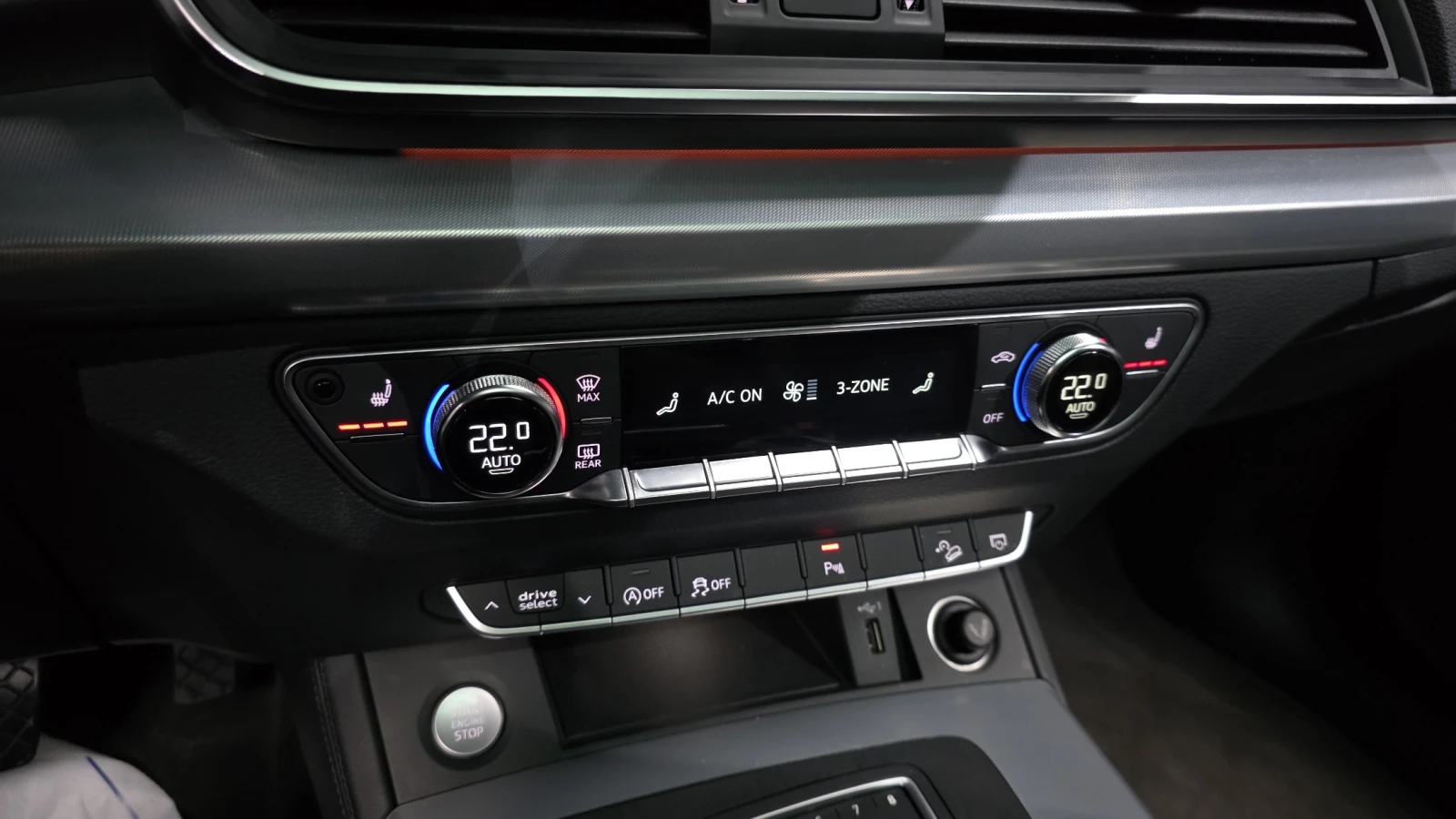 Audi Q5 45 TFSI quattro* HUD* ЕЛ. БАГАЖНИК* КРАЙНА ЦЕНА, снимка 16 - Автомобили и джипове - 56133720