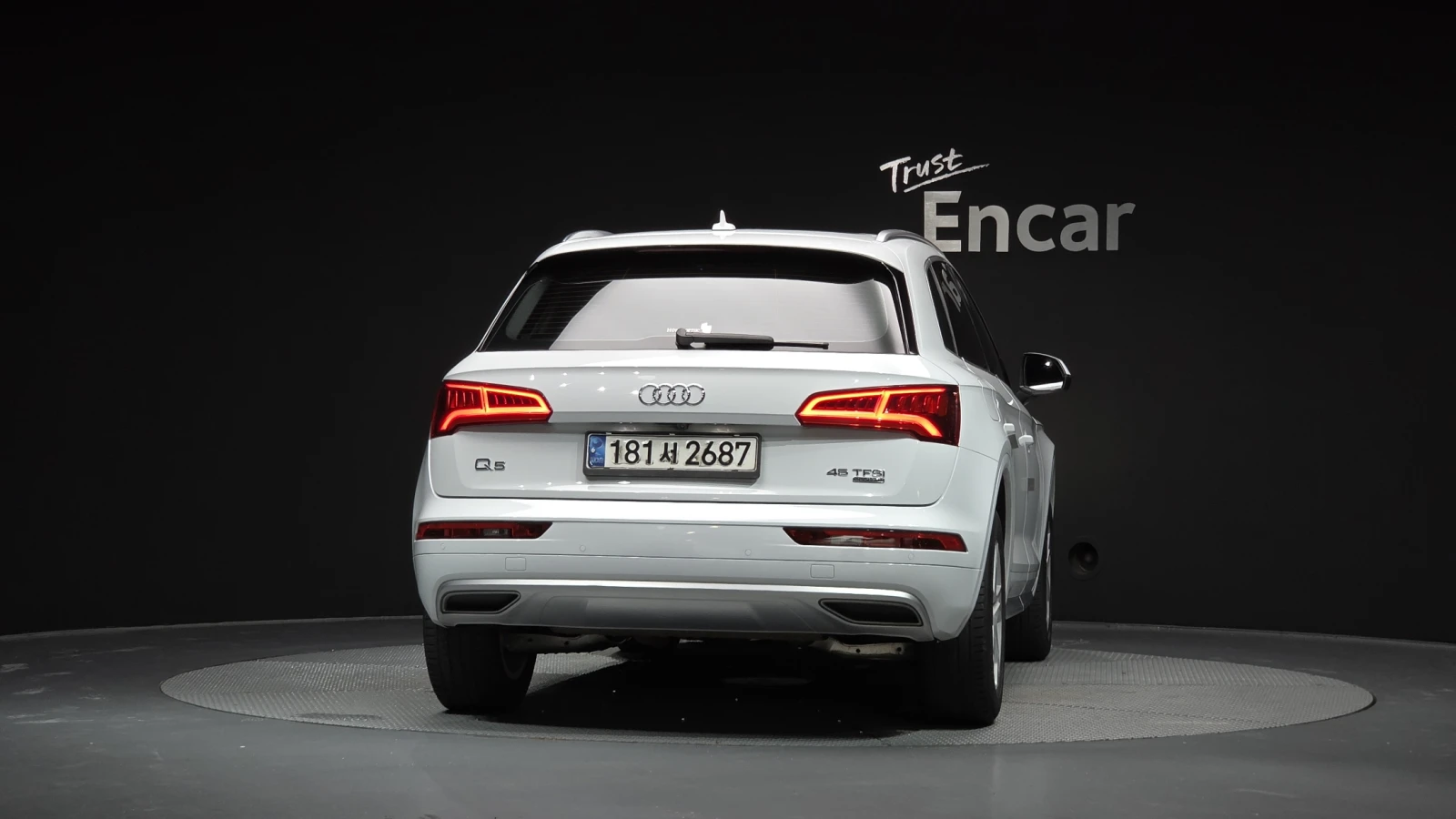 Audi Q5 45 TFSI quattro* HUD* ЕЛ. БАГАЖНИК* КРАЙНА ЦЕНА, снимка 4 - Автомобили и джипове - 56133720