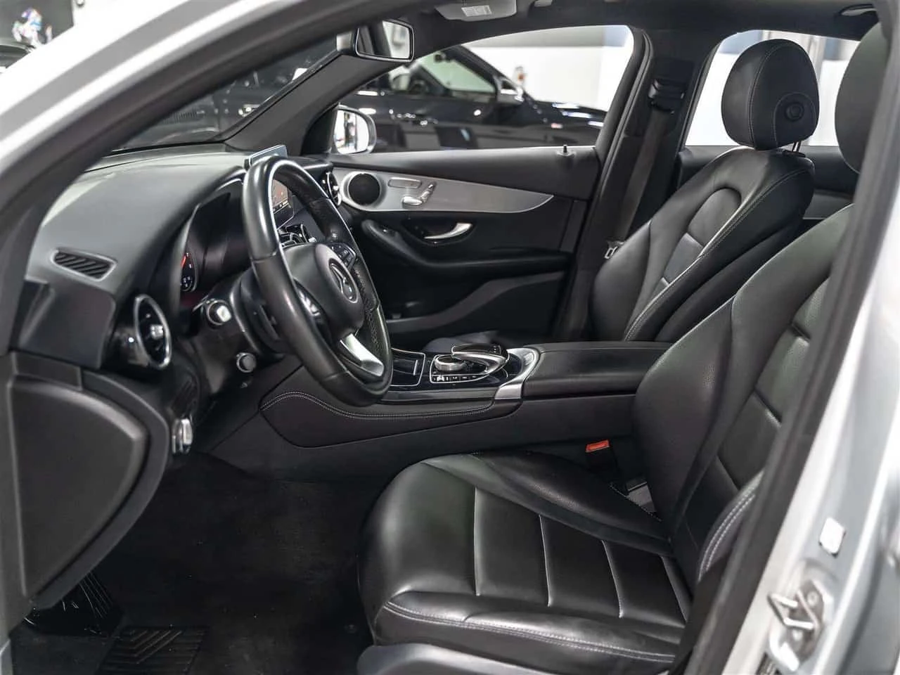 Mercedes-Benz GLC 300 * 300| Coupe| AMG Package| Accident Free* �������� | Mobile.bg � ����������� 6