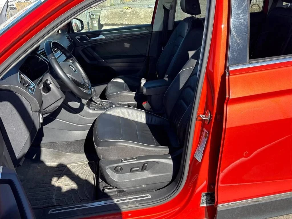 VW Tiguan, снимка 9 - Автомобили и джипове - 56685700