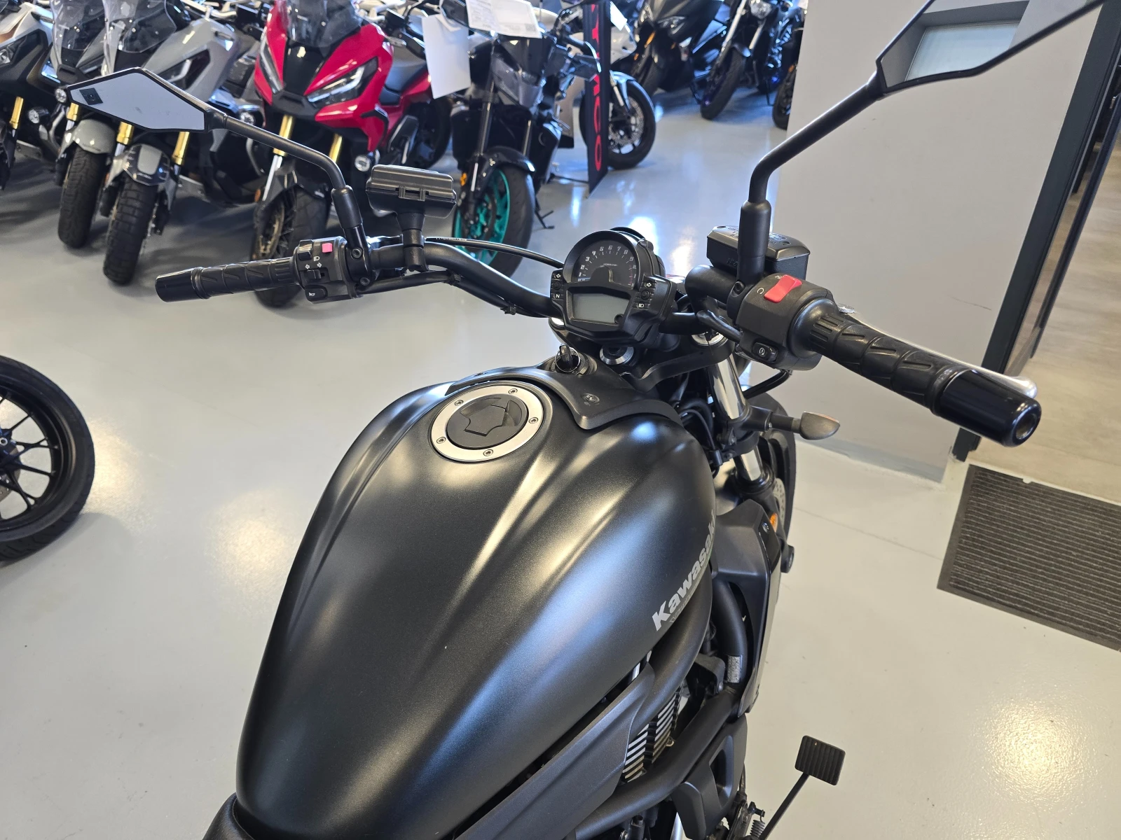 Kawasaki Vulcan 650S, ABS, 2017г., снимка 13 - Мотоциклети и мототехника - 54342632