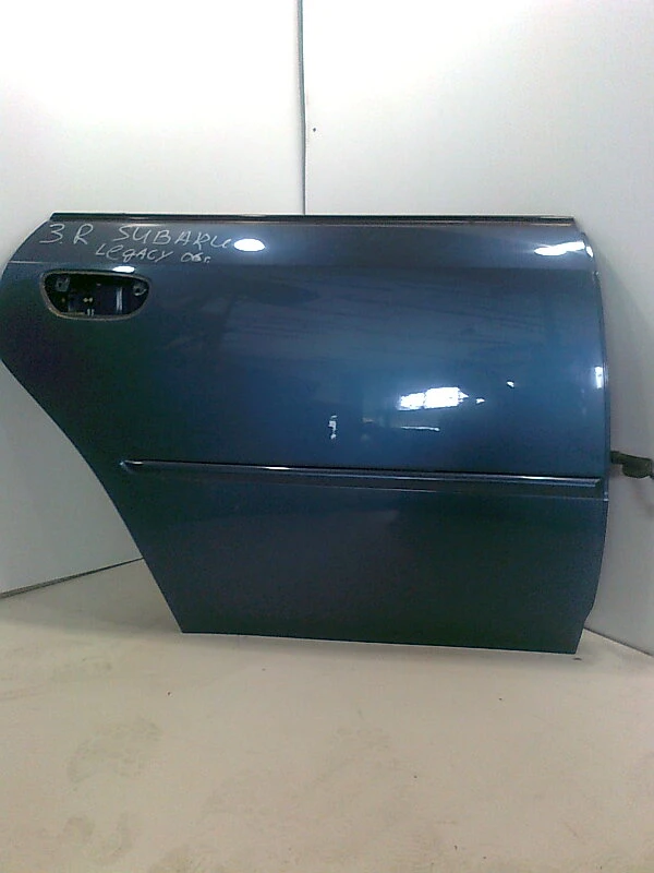 врата дясна задна за Субару Легаси 3,0 бензин 