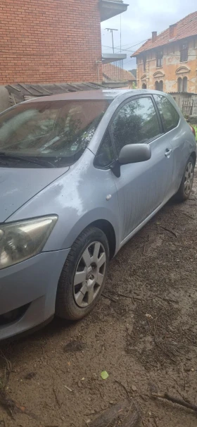 Toyota Auris Лек, снимка 3