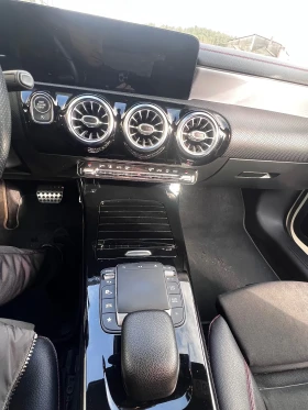 Mercedes-Benz CLA 200, снимка 14