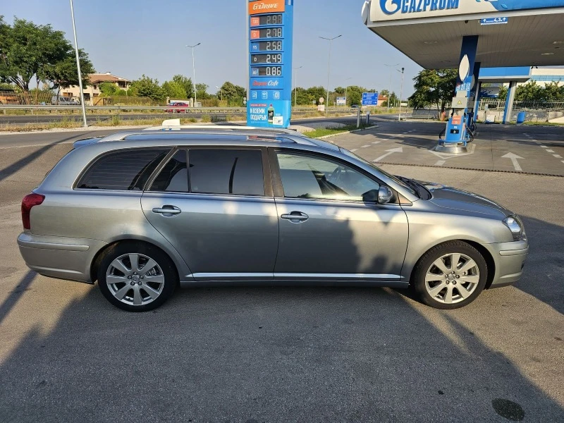 Toyota Avensis 2.0 D-4D/FACELIFT, снимка 7 - Автомобили и джипове - 45538624