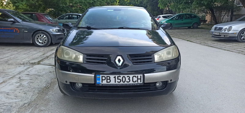 Renault Megane, снимка 13 - Автомобили и джипове - 46026233