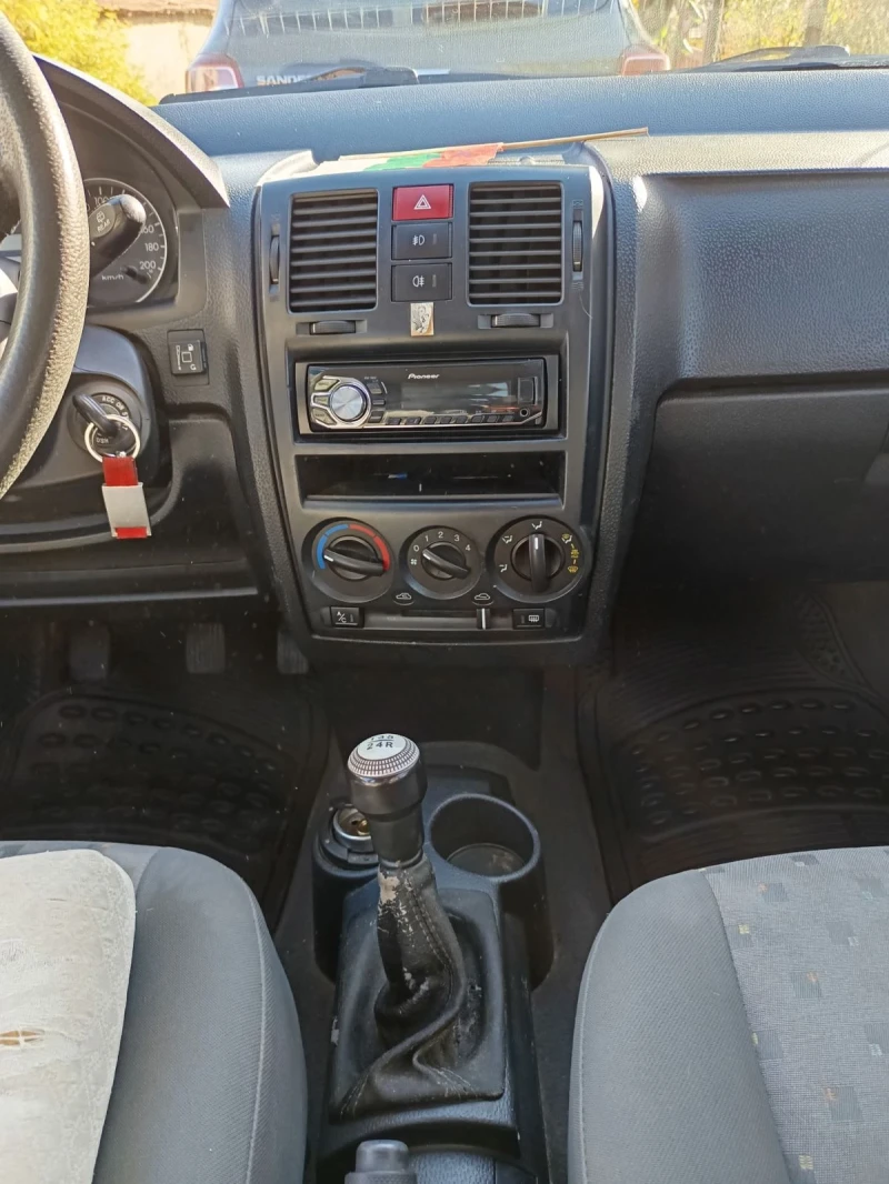 Hyundai Getz Хечбек , снимка 6 - Автомобили и джипове - 47737716