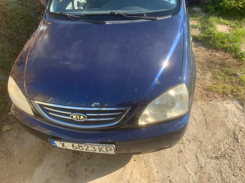 Kia Carens, снимка 2 - Автомобили и джипове - 48432611