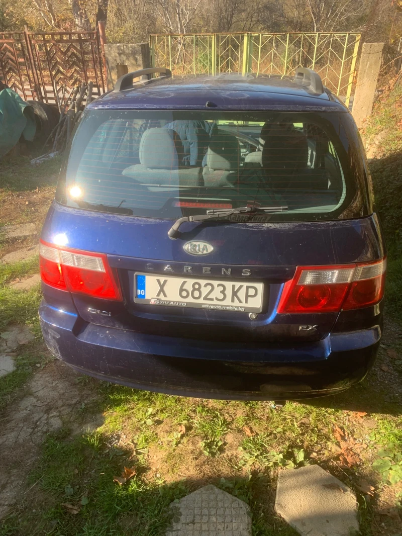 Kia Carens, снимка 7 - Автомобили и джипове - 48432611