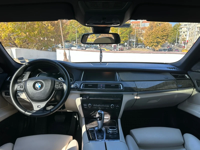 BMW 740 M xDrive / 360 / LED / Harman Kardon/ Soft Close, снимка 9 - Автомобили и джипове - 47901968