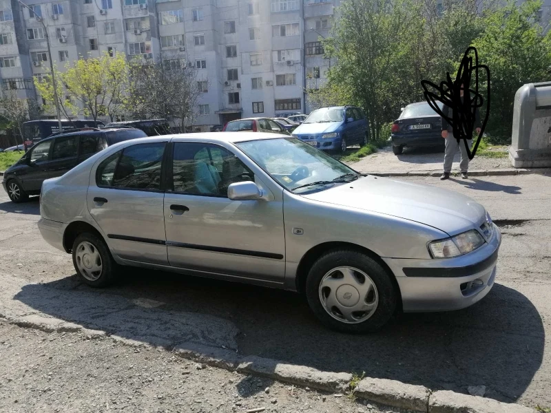 Nissan Primera, снимка 1 - Автомобили и джипове - 49305087