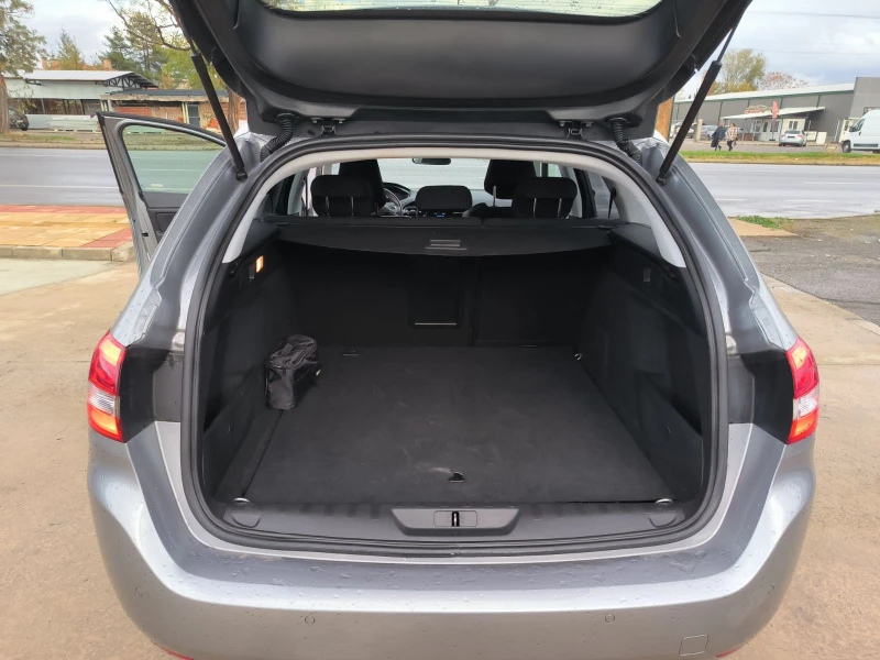 Peugeot 308 1.5d-Navi-Automat-Kamera-Euro-6D, снимка 11 - Автомобили и джипове - 52214114