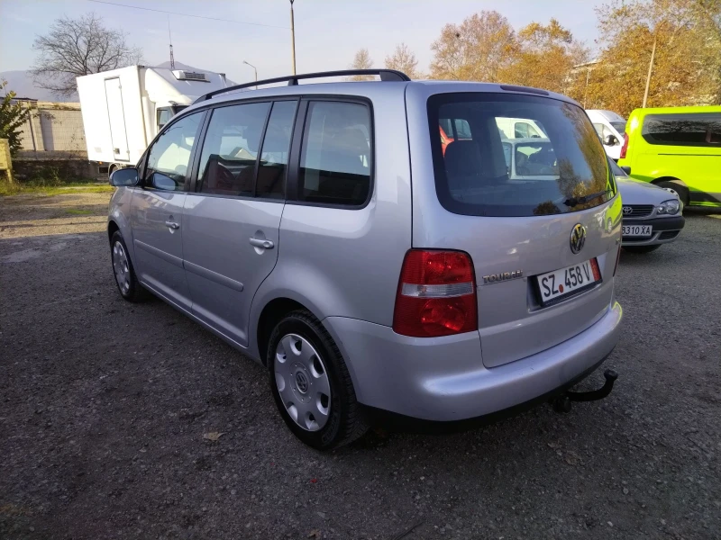 VW Touran 1.9TDI, 7 места, темпомат, 6 скорости , снимка 5 - Автомобили и джипове - 52426057