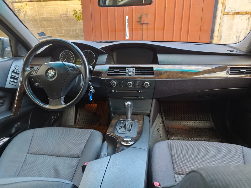 BMW 530, снимка 6 - Автомобили и джипове - 52540392