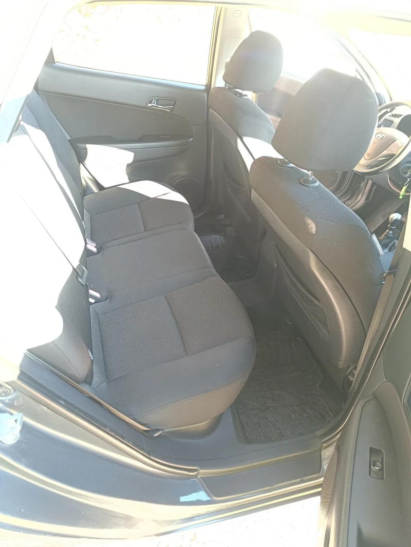 Hyundai I30, снимка 10 - Автомобили и джипове - 52771623