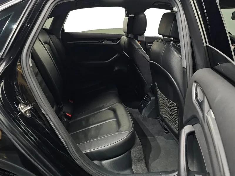 Audi A3 2.0 TFSI, снимка 12 - Автомобили и джипове - 54139577