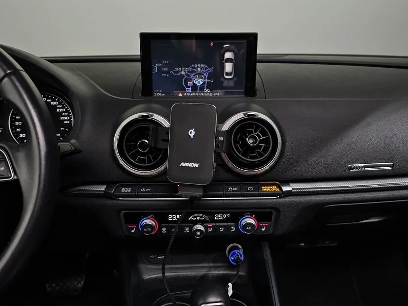 Audi A3 2.0 TFSI, снимка 14 - Автомобили и джипове - 54139577