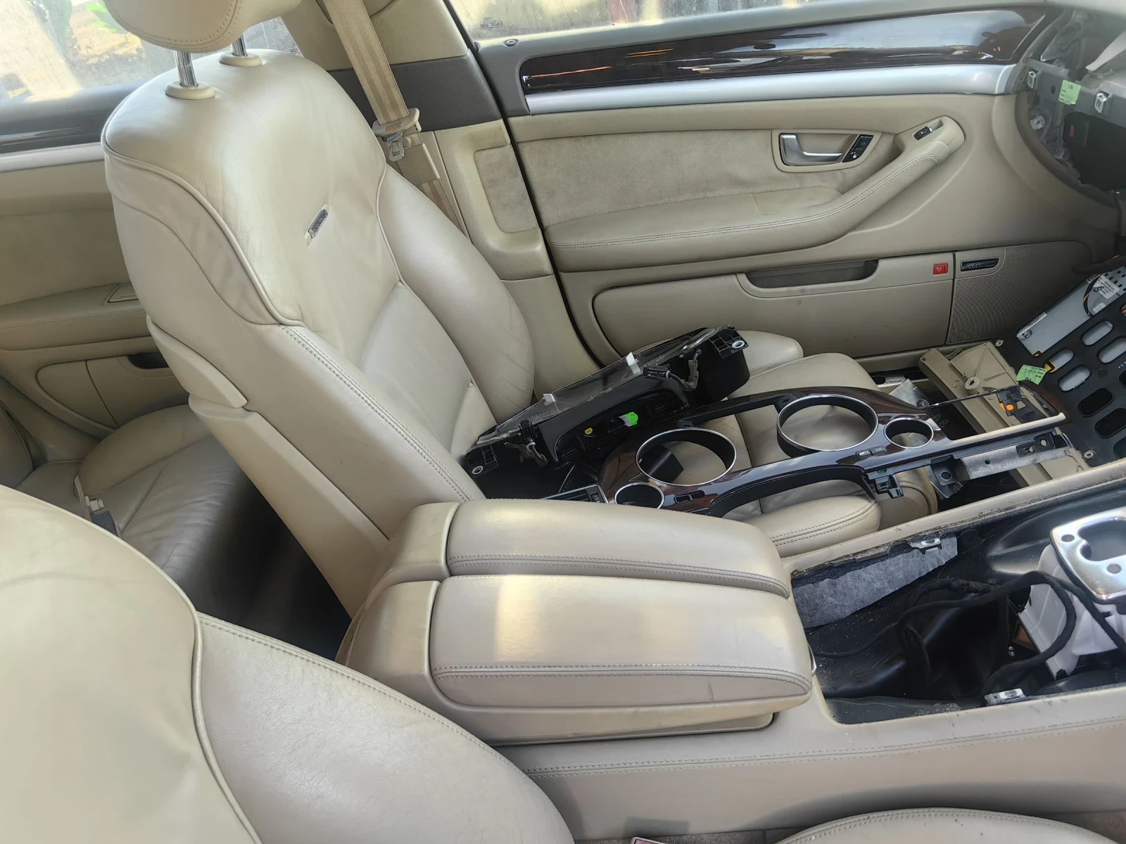 Audi A8 4.2TDI 4.2i 335ks 4.0TDI 3бр. | Mobile.bg — изображение 16