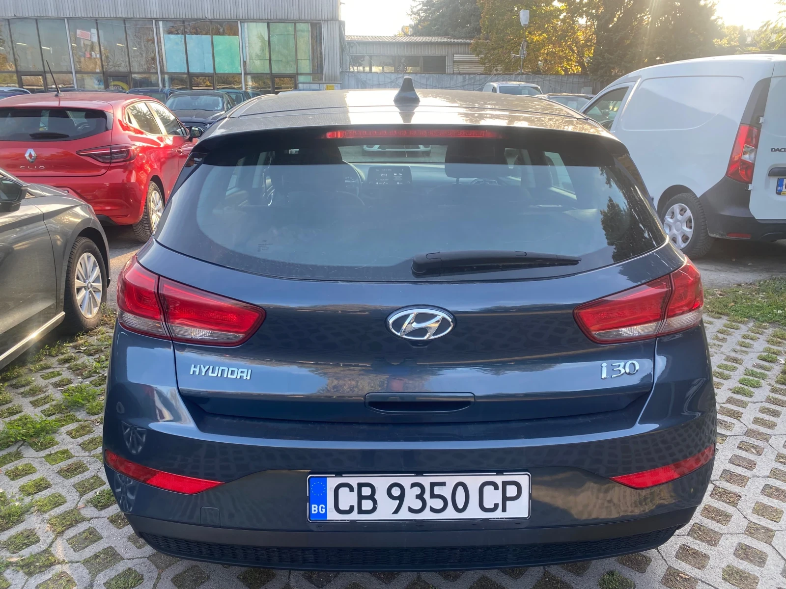 Hyundai I30 1.5 110hp - изображение 5