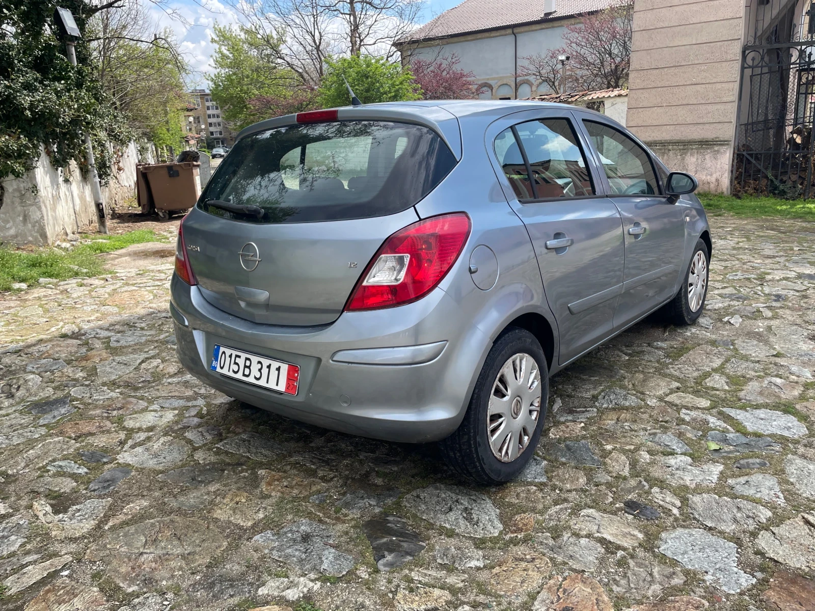 Opel Corsa 1.2i 80ks KLIMATIK - изображение 5